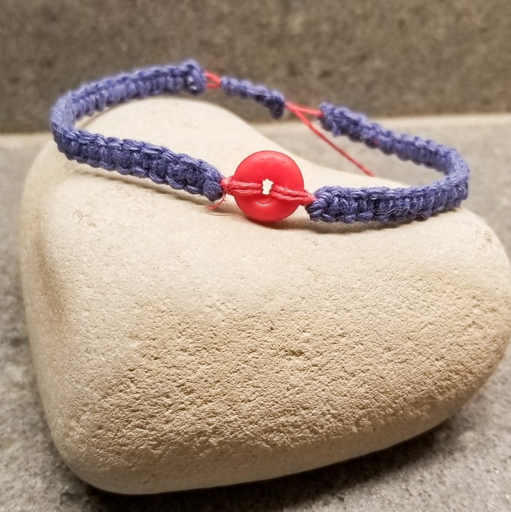 Fishman Donut Adjustable Hemp Bracelet - Picture 3 of 6